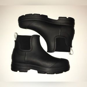 UGG Waterproof Boots Women’s 7